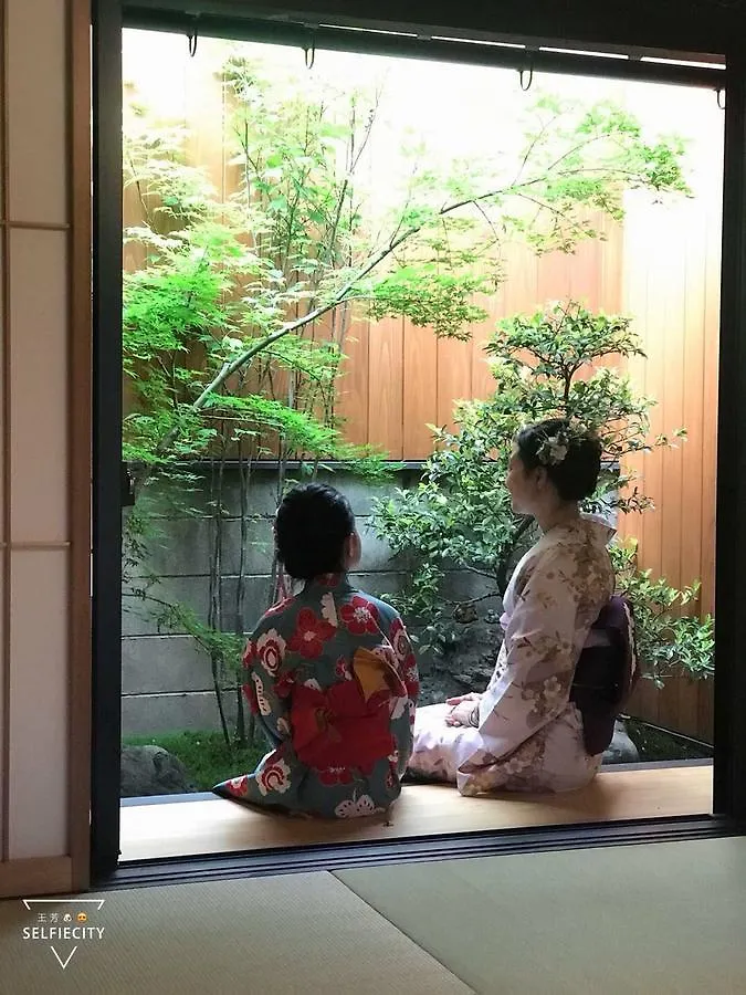 Villa 京町屋の宿悠路里 Kyo-Machiya Yululy Kyoto Japan